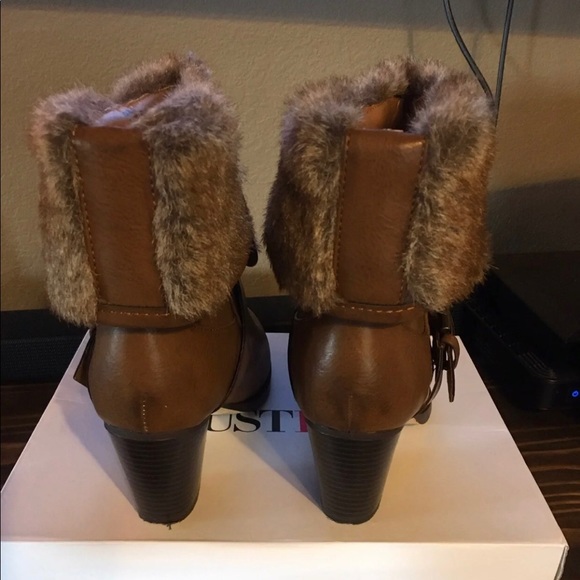 Like new! ✨ Booties - Picture 8 of 8